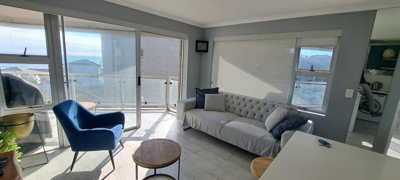 Apartment 201 Coral Island, 88 Coral Road,